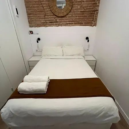 The Bcn Апартаменты *